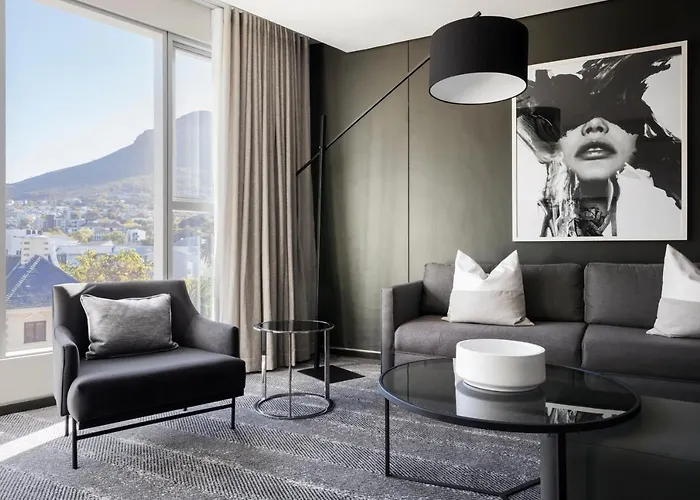 The Capital 15 On Orange Hotel & Spa